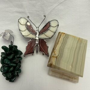 Set 3 trinkets for home decorJadeite stone grapes Stain glass butterfly Onyx box